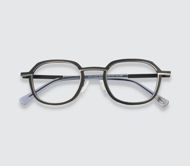 Manhattan 1085 Black