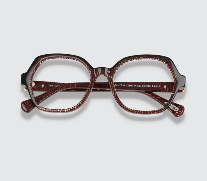 Divine 7239 Demi Wine