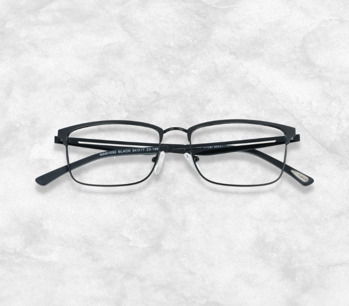 Manhattan 1092 Black